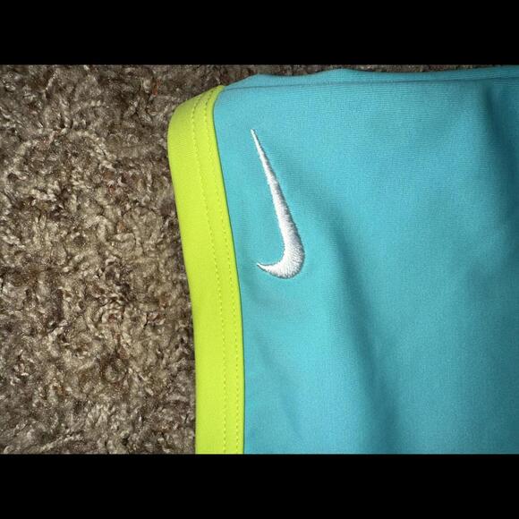 Nike Essential Big Kids' (Girls') T-Crossback Tankini Set - Picture 8 of 15